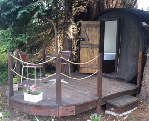 Charming 2-Bed Cabin In Domfront-En-Poiraie Perrou Екстериор снимка